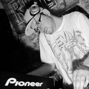 DJ LKP - We Reign Supreme August 2012
