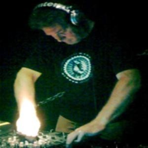 Sparkinzi - 4/22/2012